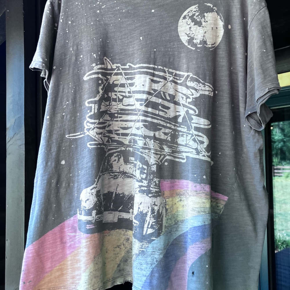 Magnolia Pearl Gray Tee with Vintage Car and Faded Rainbow
